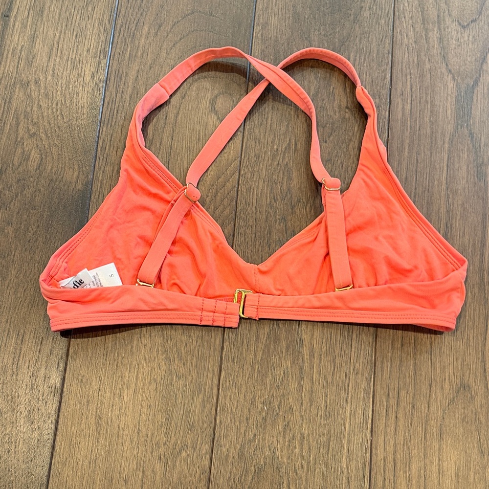 Andie Bikini Top Coral Size Small - C18-004 - Picture 4 of 4